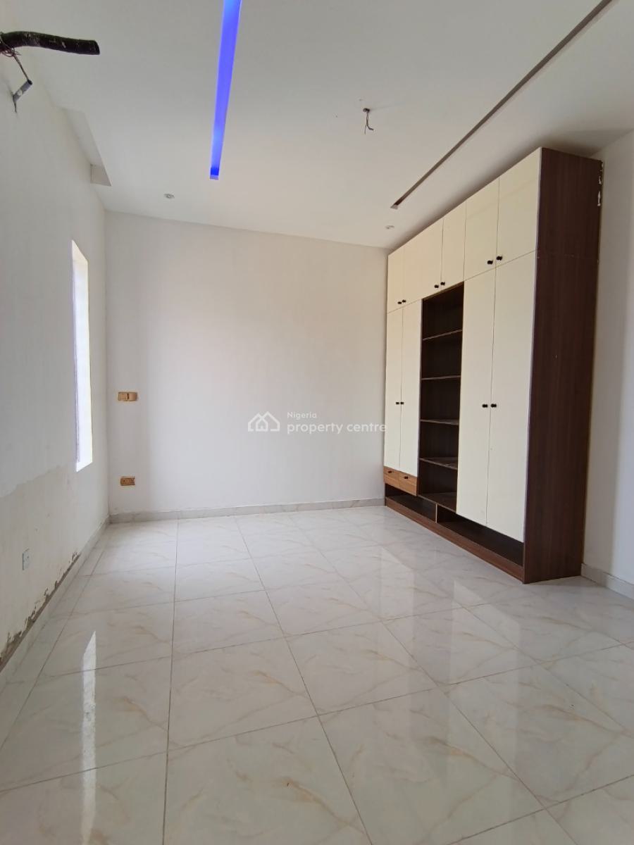 a 2 Bedroom Flat, Chevron, Agungi, Lekki, Lagos, Flat / Apartment for Rent
