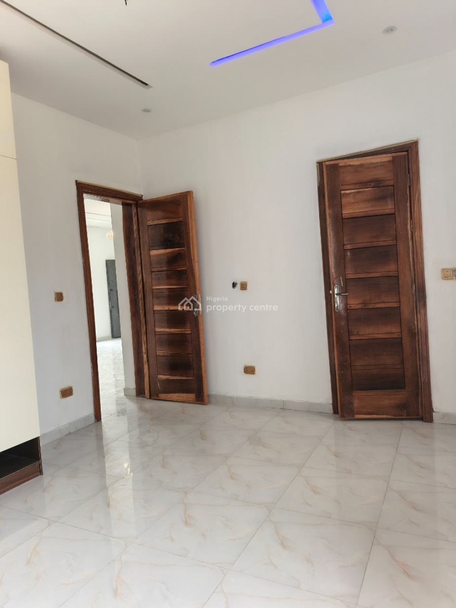 a 2 Bedroom Flat, Chevron, Agungi, Lekki, Lagos, Flat / Apartment for Rent