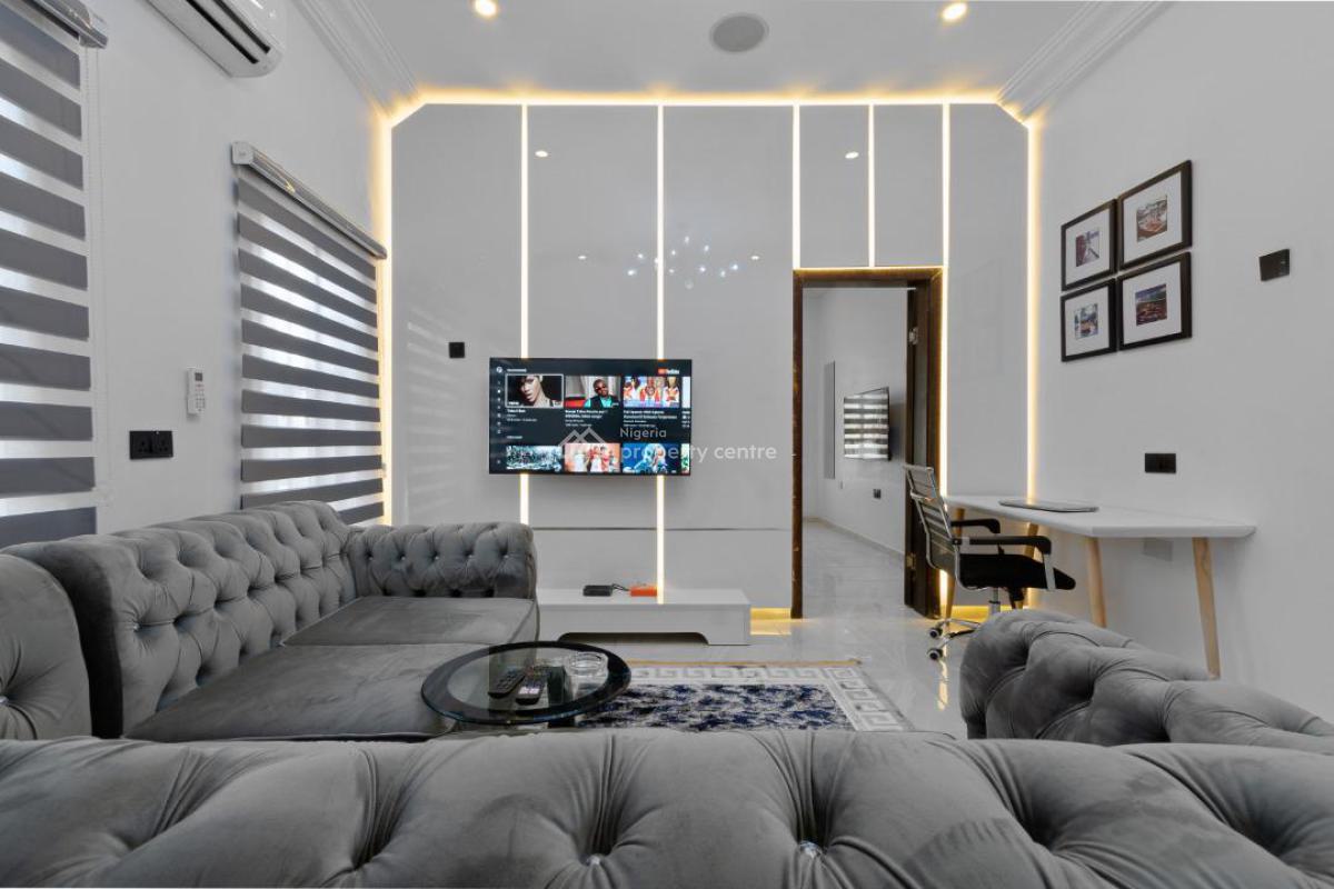 Luxury 1 Bedroom Apartment, Lekki Phase 1, Lekki, Lagos, Flat / Apartment Short Let
