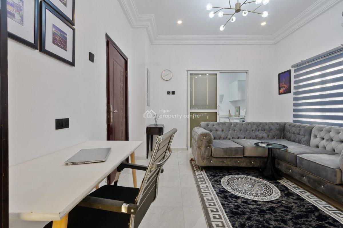 Luxury 1 Bedroom Apartment, Lekki Phase 1, Lekki, Lagos, Flat / Apartment Short Let