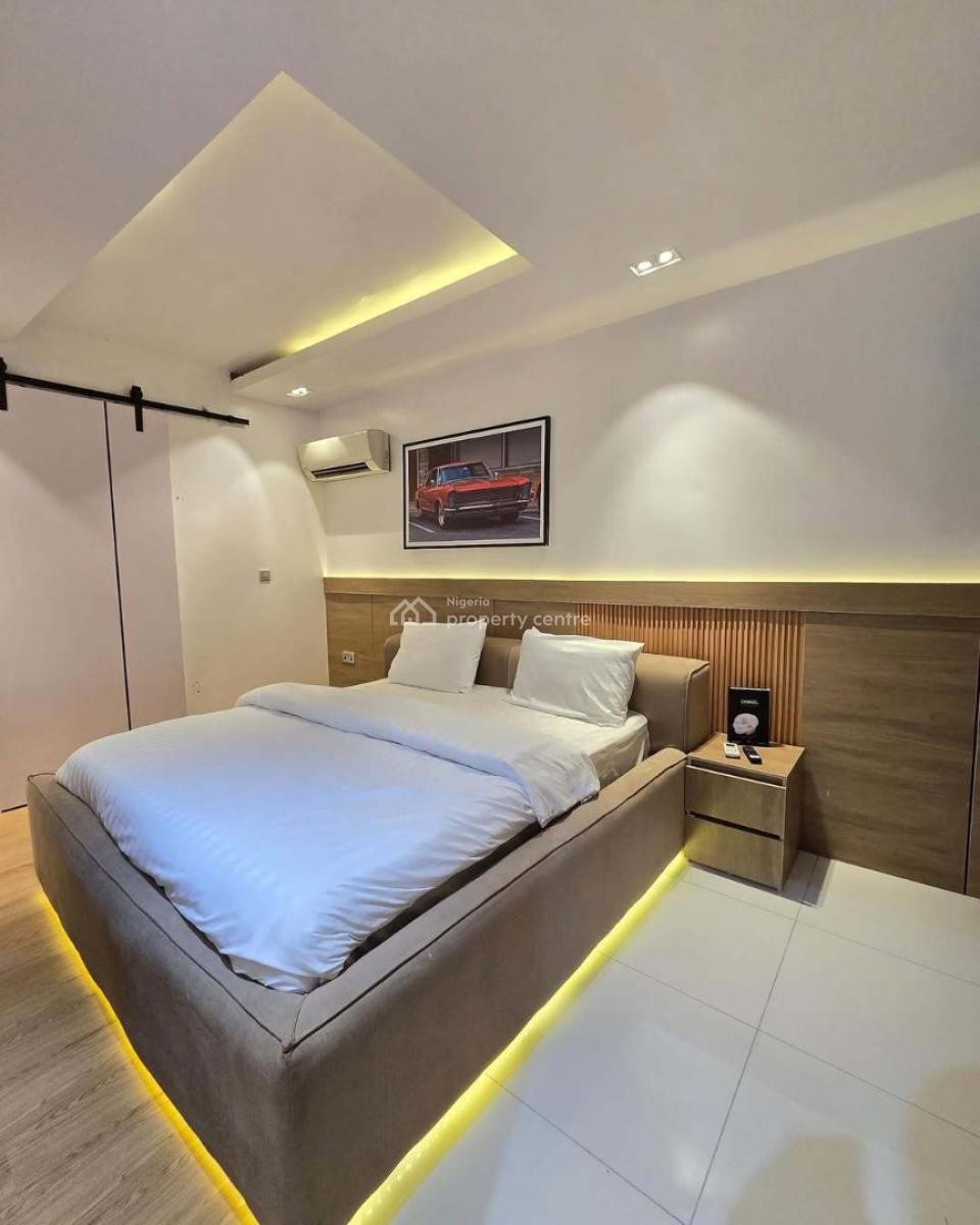 Uptown Luxury Loft -- 2 Bedroom Maisonette, Admiralty Way, Lekki Phase 1, Lekki, Lagos, Flat / Apartment Short Let