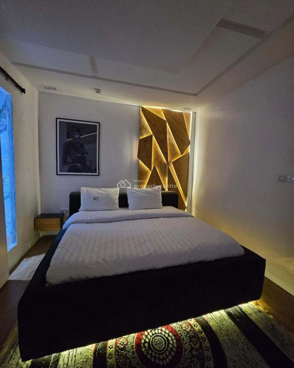 Uptown Luxury Loft -- 2 Bedroom Maisonette, Admiralty Way, Lekki Phase 1, Lekki, Lagos, Flat / Apartment Short Let