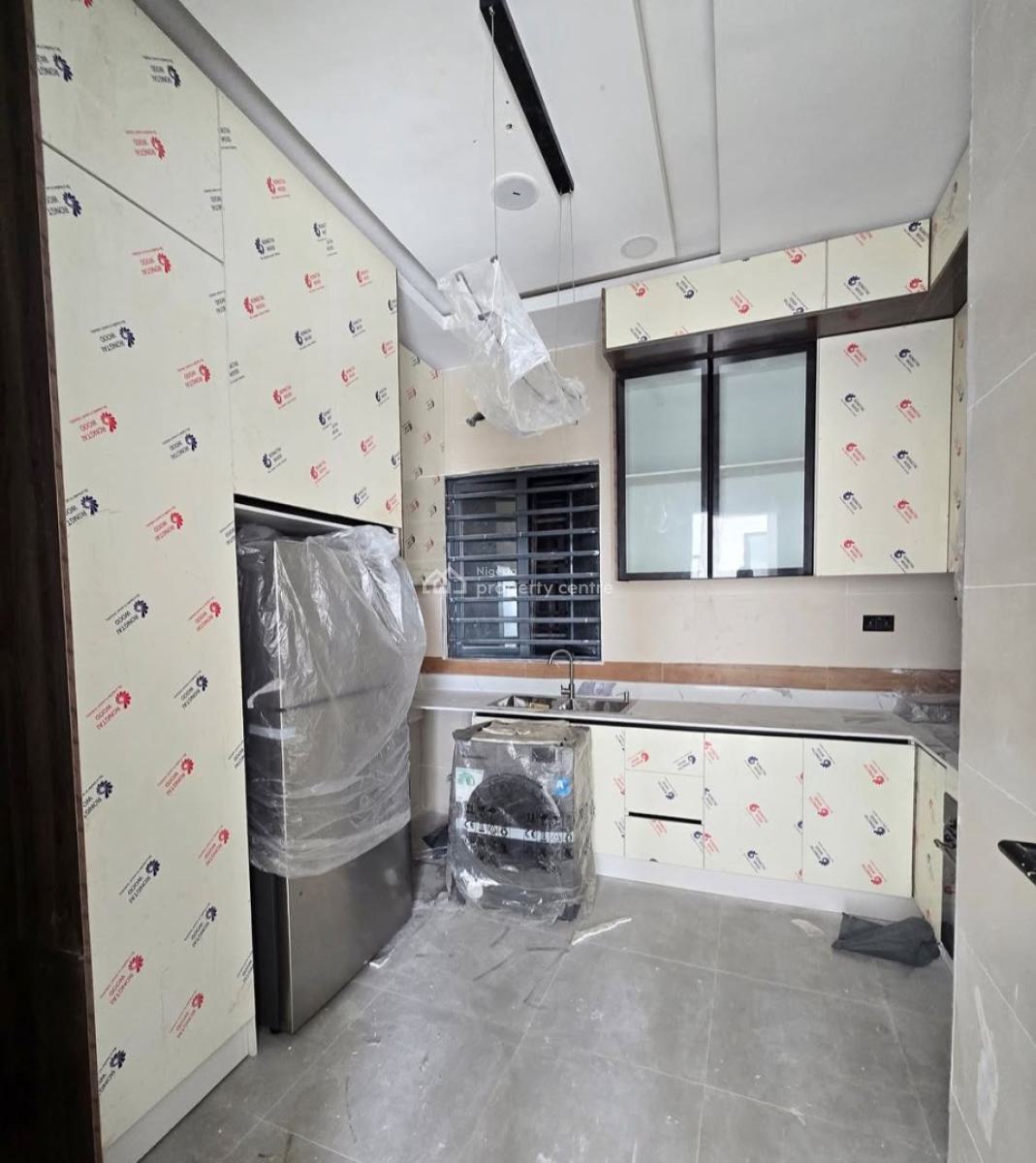 3 Bedroom Apartment with Swimming Pool,  Bq and Elevator, Lekki Phase 1, Lekki Phase 1, Lekki, Lagos, Flat / Apartment for Sale