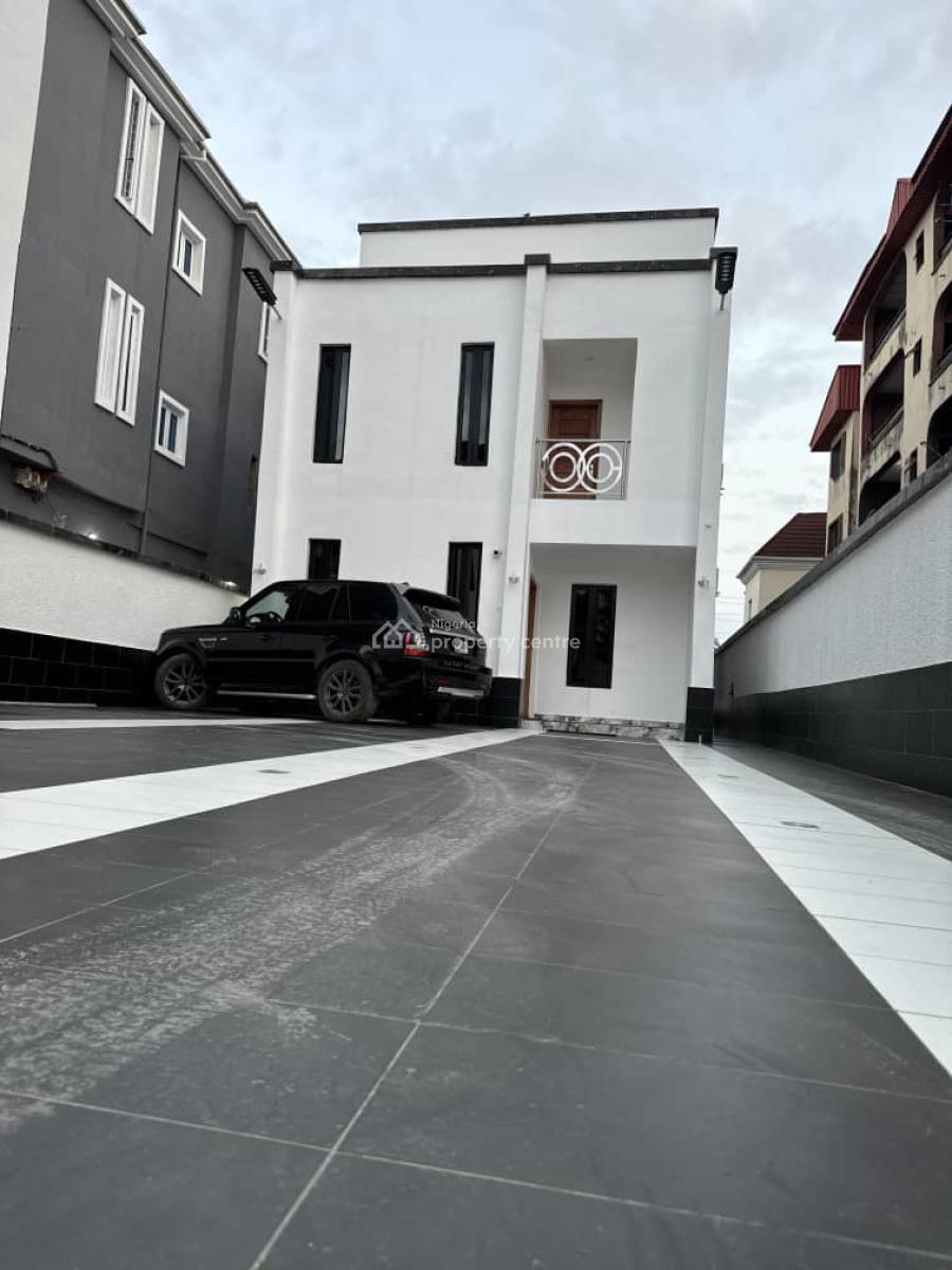 1 Bedroom Apartment, Mazamaza Monkey Village(navytown), Amuwo Odofin, Lagos, Mini Flat (room and Parlour) Short Let