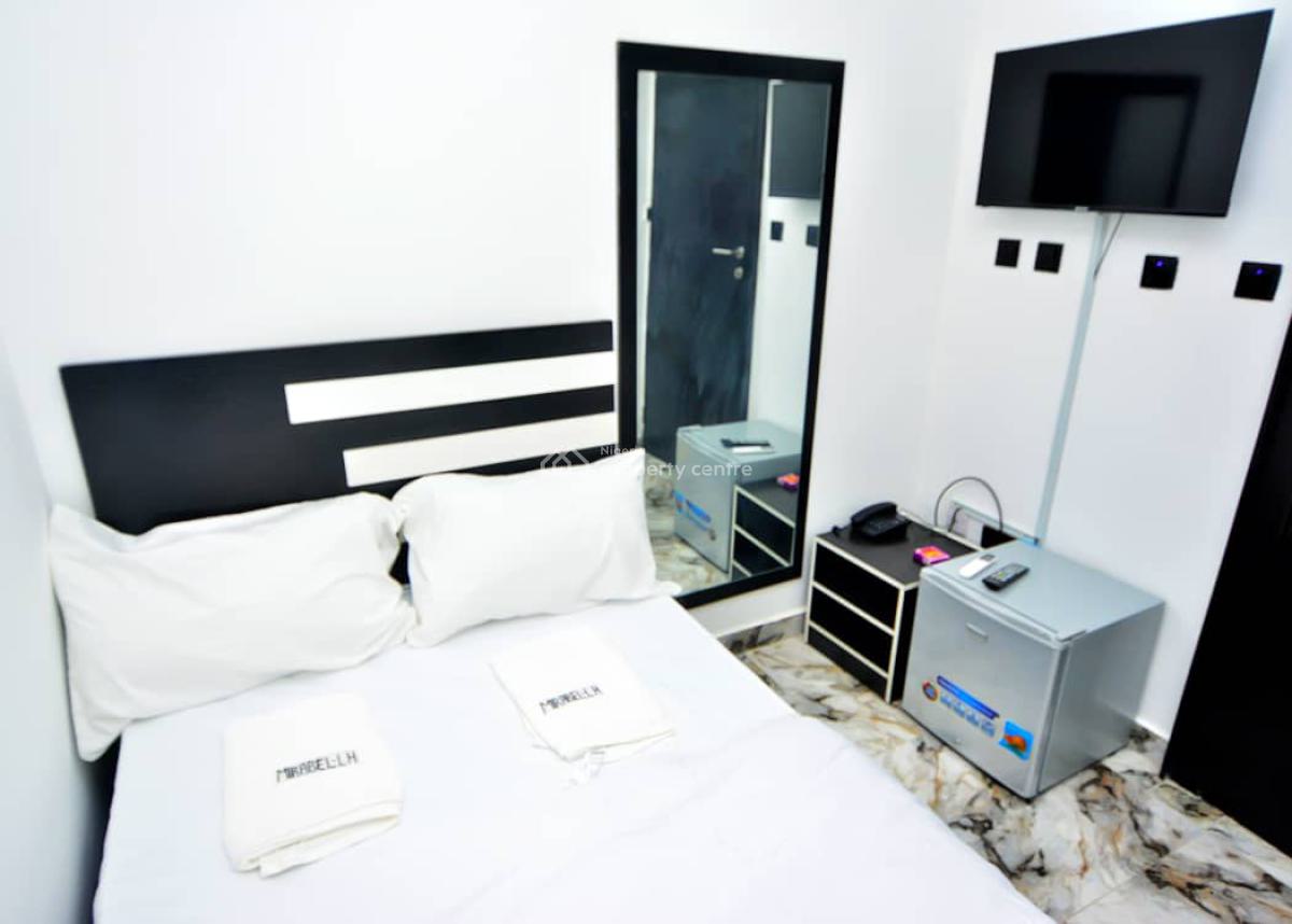 1 Bedroom Apartment, Mazamaza Monkey Village(navytown), Amuwo Odofin, Lagos, Mini Flat (room and Parlour) Short Let