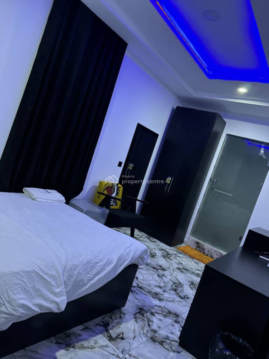 1 Bedroom Apartment, Mazamaza Monkey Village(navytown), Amuwo Odofin, Lagos, Mini Flat (room and Parlour) Short Let