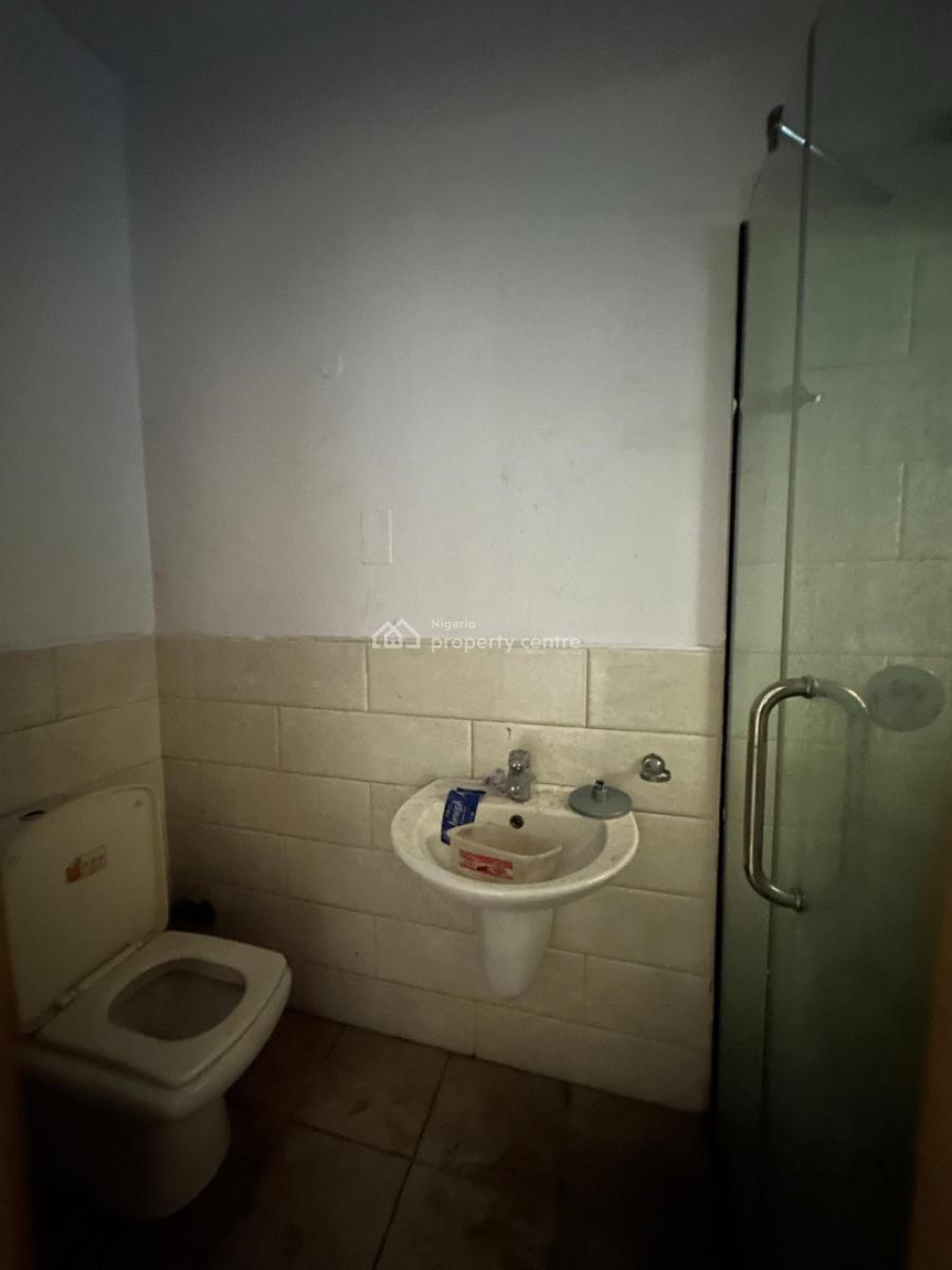 2bedroom Apartment, Lekki Phase 1, Lekki, Lagos, Flat / Apartment for Sale