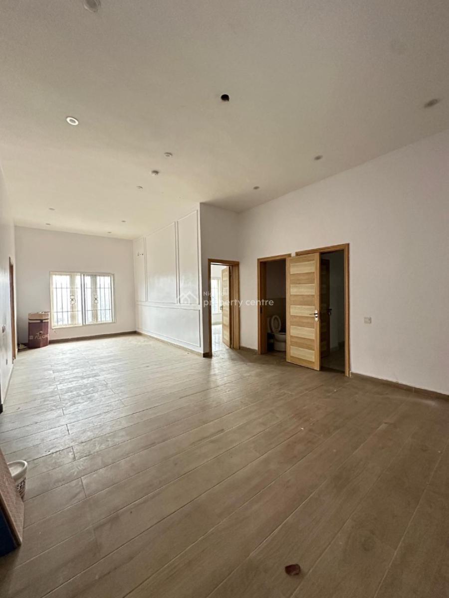 2bedroom Apartment, Lekki Phase 1, Lekki, Lagos, Flat / Apartment for Sale