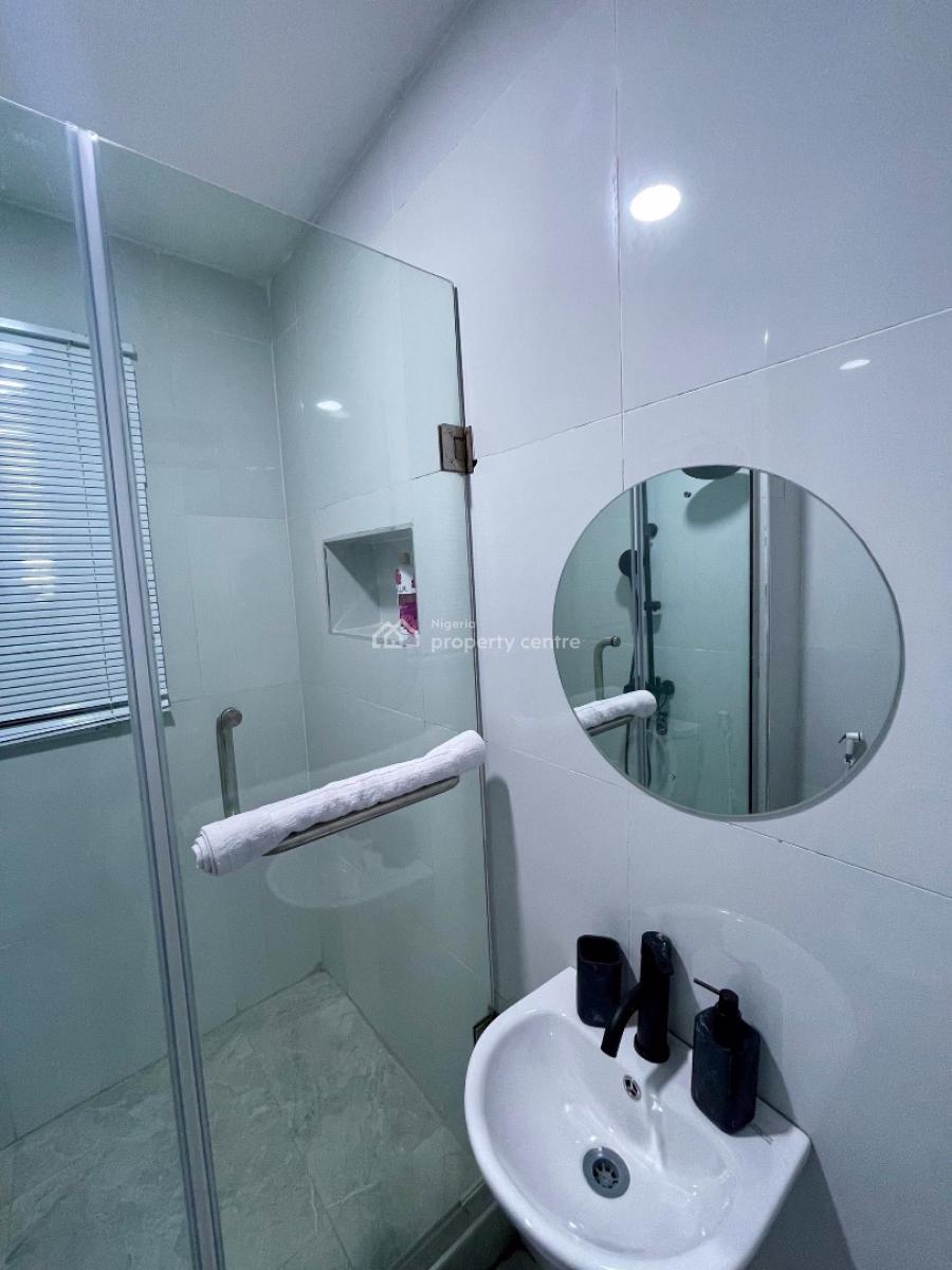 Spacious 1 Bedroom Apartment with Ps4, 36 Sakiru Anjorin Street, Lekki Phase 1, Lekki Phase 1, Lekki, Lagos, Flat / Apartment Short Let
