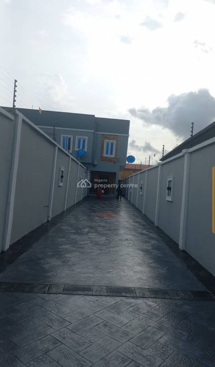 Luxurious Charming Miniflat at Ajah Ilaje Off Mobil Road, Ajah Ilaje Off Mobil Road, Ilaje, Ajah, Lagos, Mini Flat (room and Parlour) for Rent