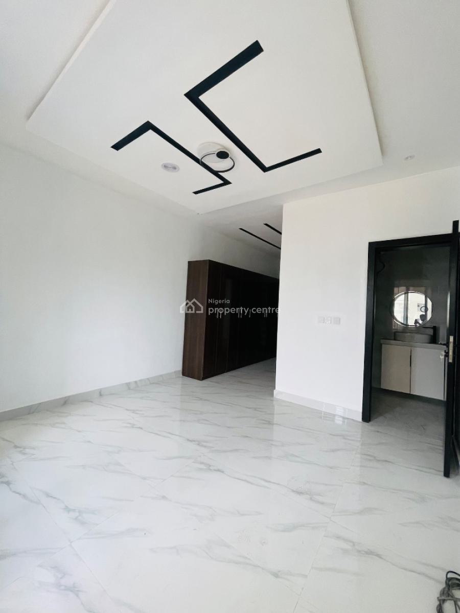 Modestly Finished Luxury 4 Bed Semi- Detached Duplex with Bq, Lekki, Lagos, Semi-detached Duplex for Sale