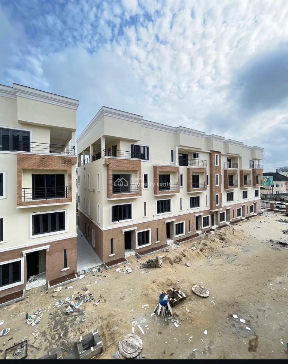 Spacious 4bed Terrace Duplex with Bq, Lekki Phase 1, Lekki, Lagos, Terraced Duplex for Sale