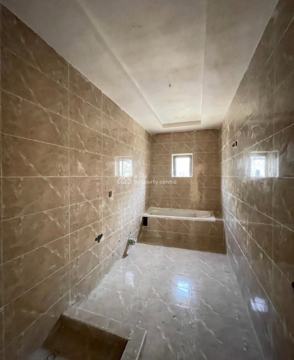 Spacious 4bed Terrace Duplex with Bq, Lekki Phase 1, Lekki, Lagos, Terraced Duplex for Sale