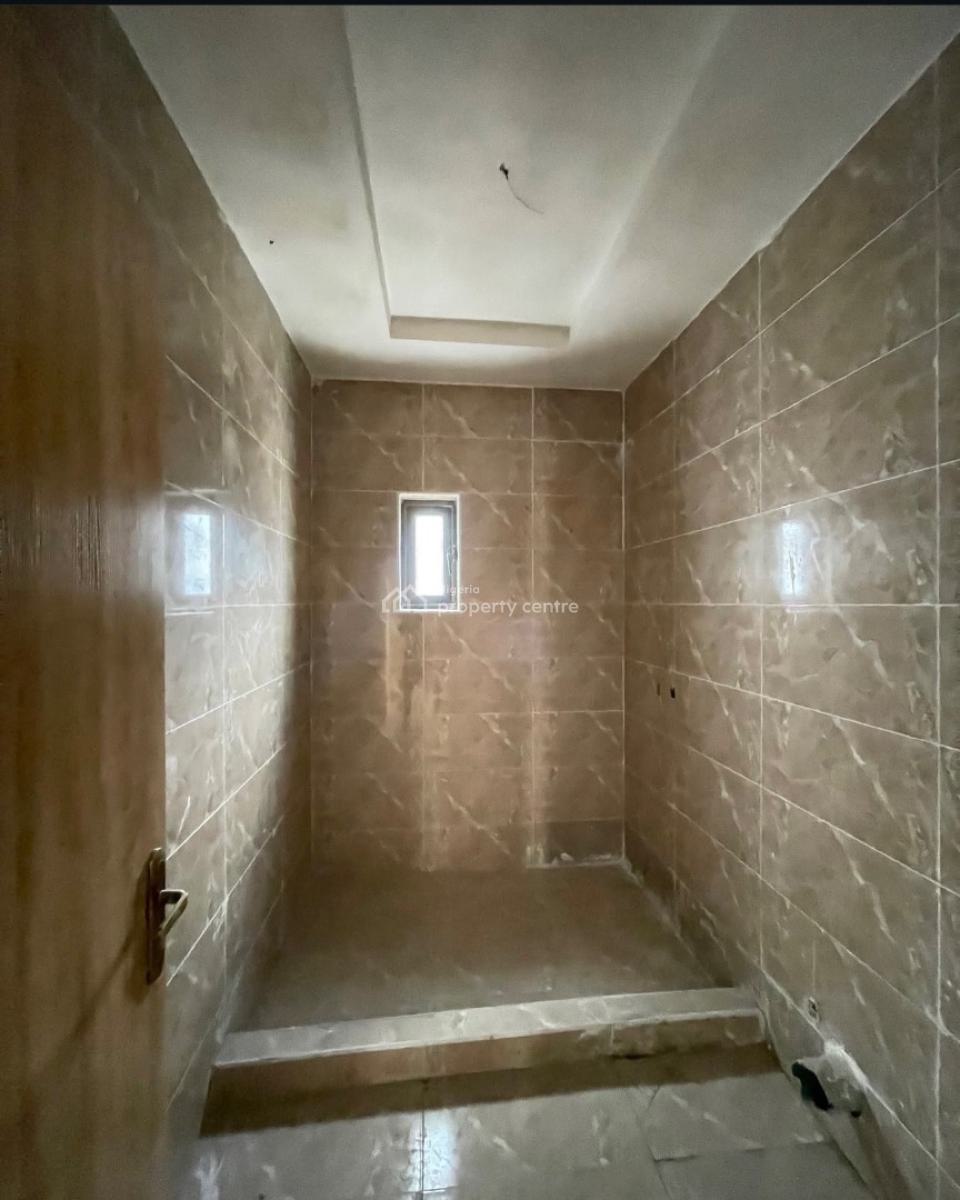 Spacious 4bed Terrace Duplex with Bq, Lekki Phase 1, Lekki, Lagos, Terraced Duplex for Sale