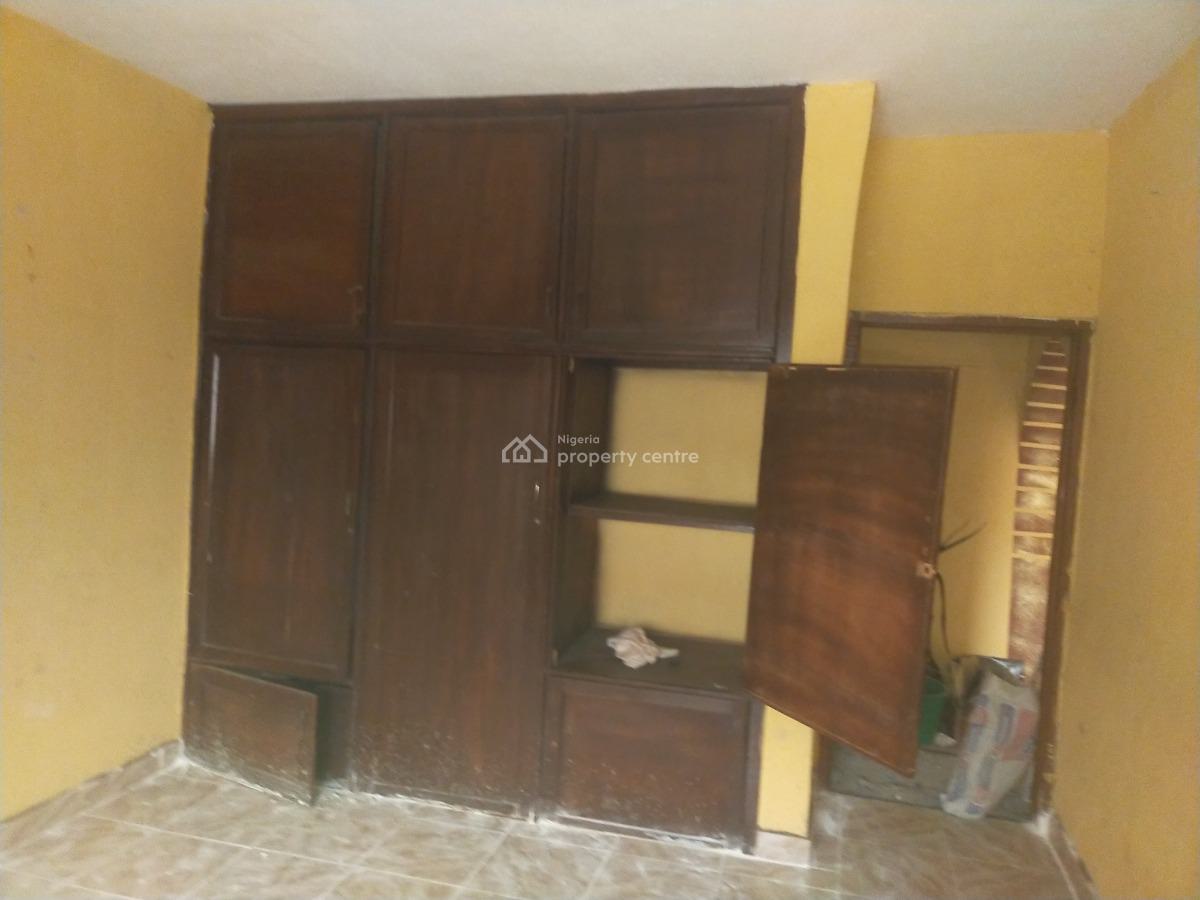 3 Bedroom Flat Upstair, Ajao Estate Isolo, Isolo, Lagos, Flat / Apartment for Rent