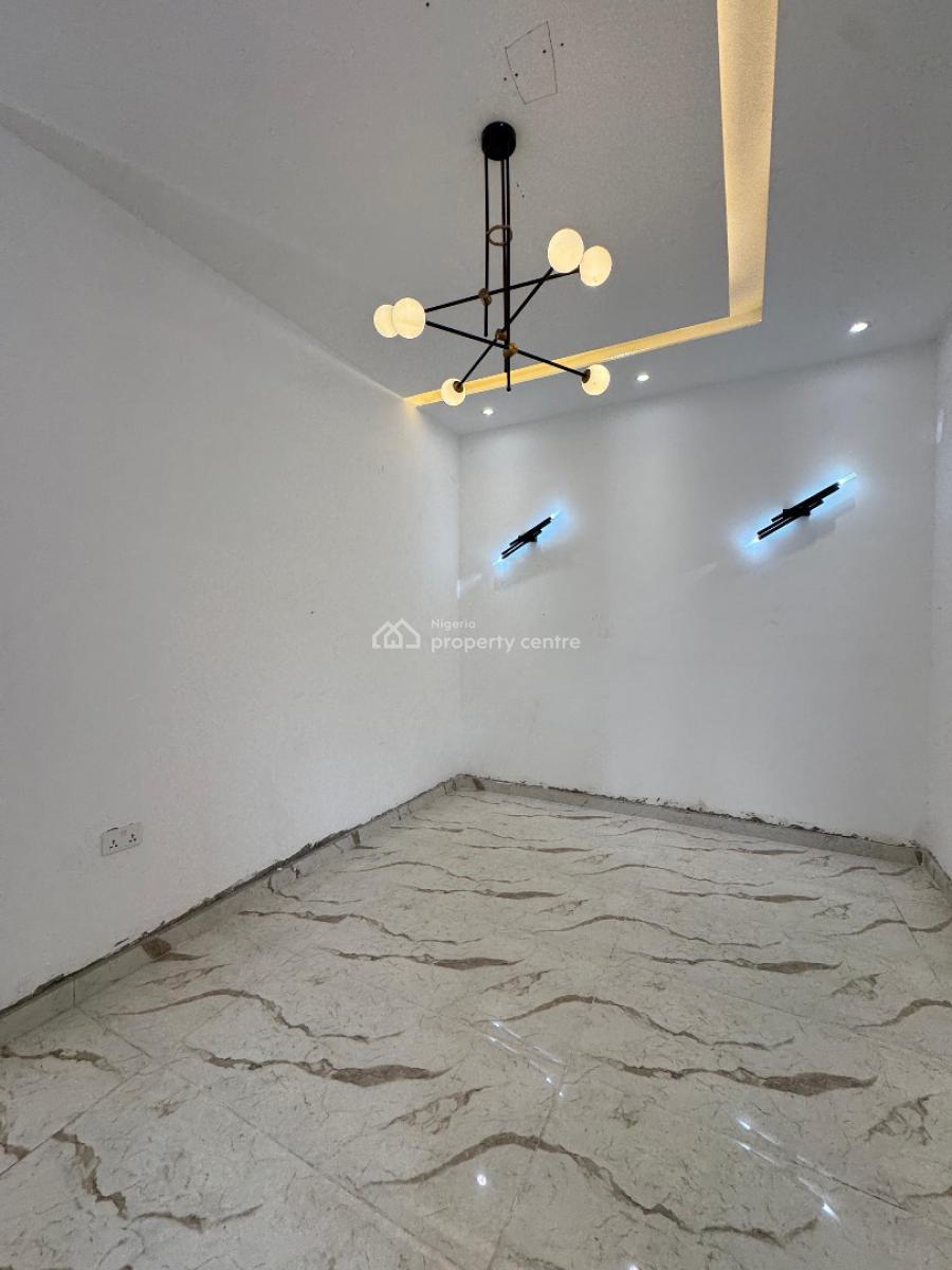 Spacious 5  Bedroom Semi-detached Duplex in a Secured Location, Idado, Lekki, Lagos, Semi-detached Duplex for Sale