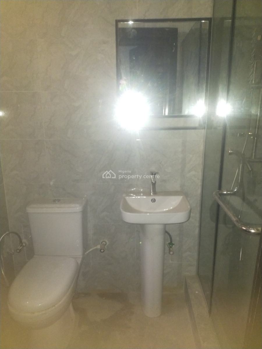 Nice 2. Bedroom Flat Ground Floor at Gbagada, Ifako Gbagada, Ifako, Gbagada, Lagos, Flat / Apartment for Rent