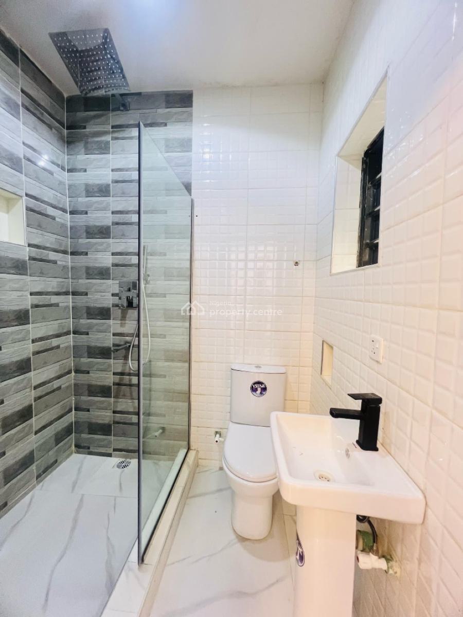 Eye Catchy Built 3 Bedroom Apartment with Range of Amenities, Eye Catchy Built 3 Bedroom Apartment with Range of Amenities, Gbagada, Lagos, House for Sale