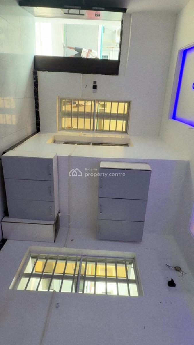 a Nice Studio Apartment with Private Kitchen, Lekki, Lagos, Flat / Apartment for Rent