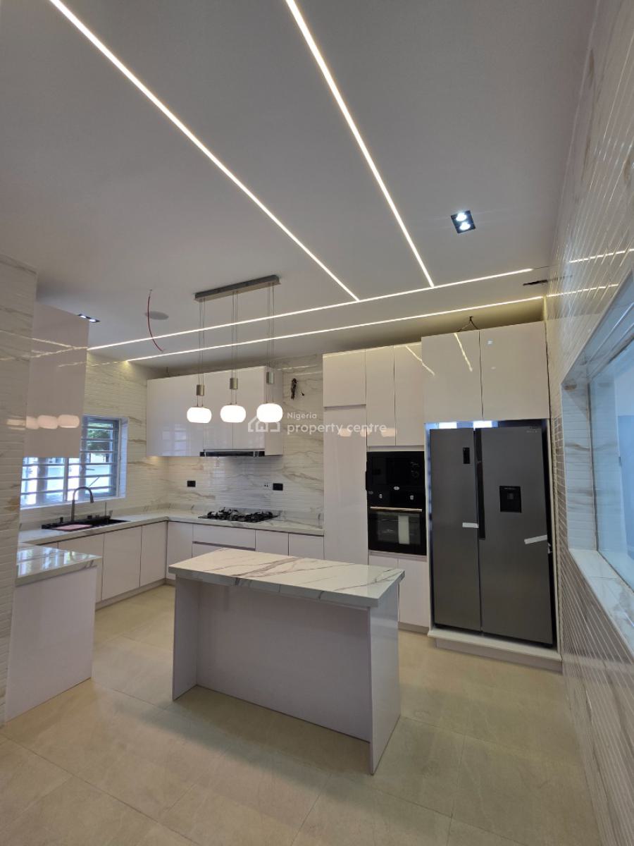 Contemporary 5bedrooms Fully Detached with Bq, Pinnock Beach Estate, Osapa, Lekki, Lagos, Detached Duplex for Sale