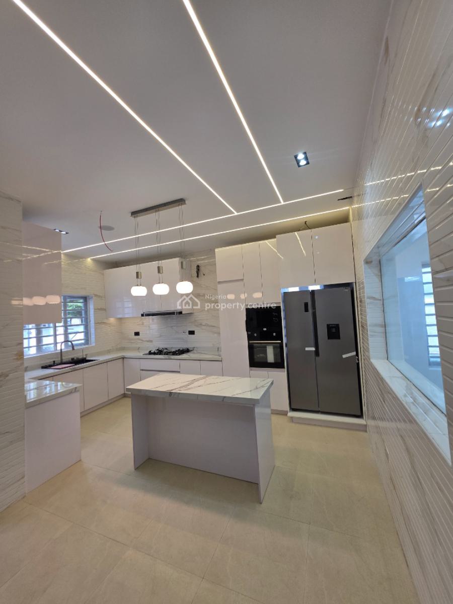 Contemporary 5bedrooms Fully Detached with Bq, Pinnock Beach Estate, Osapa, Lekki, Lagos, Detached Duplex for Sale