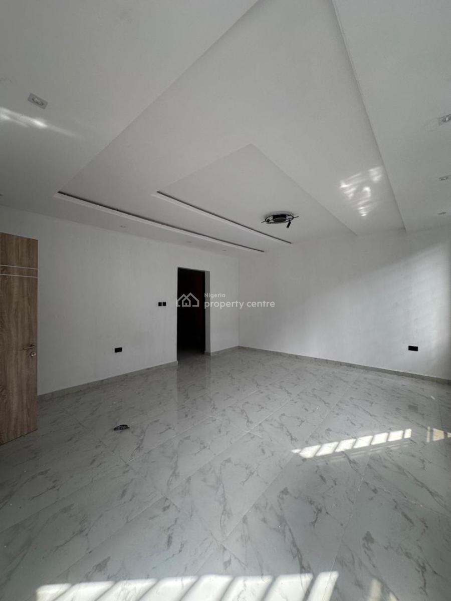 Luxuriously Centered 4 Bedroom Terrace Duplex with Bq, Admiralty, Lekki Phase 1, Lekki, Lagos, Terraced Duplex for Sale