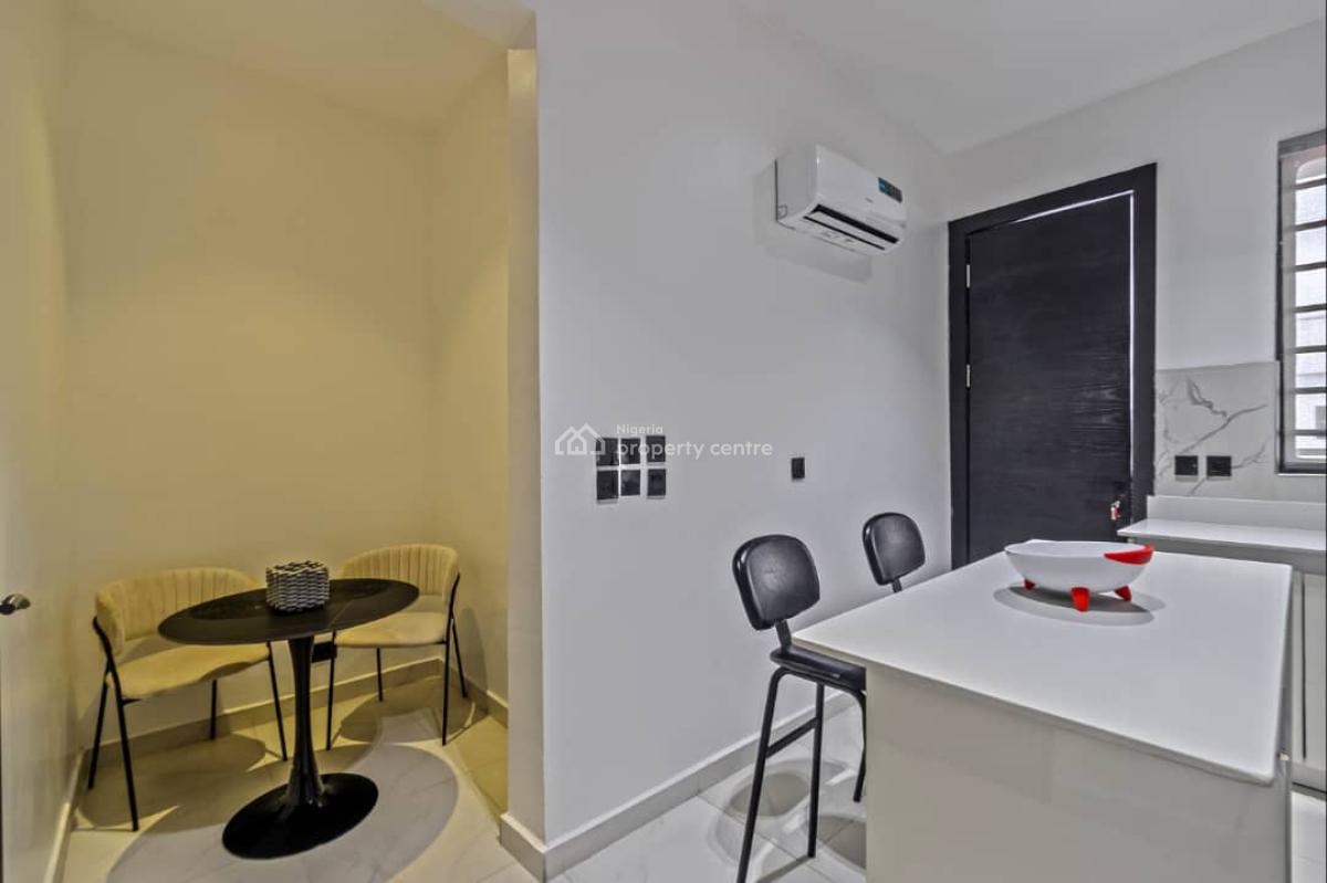 3 Bedroom Penthouse Apartment, Lekki Phase 1, Lekki, Lagos, Flat / Apartment for Sale