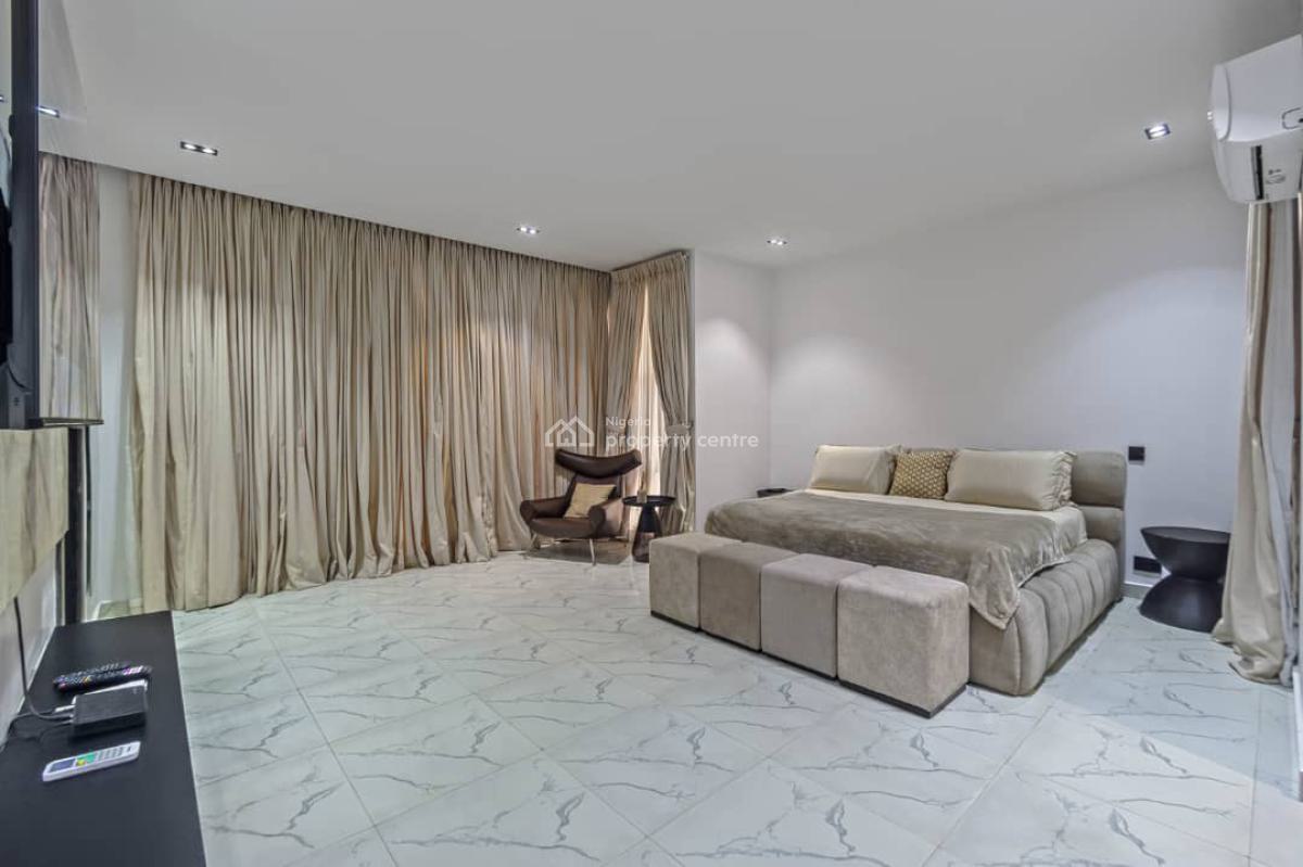 3 Bedroom Penthouse Apartment, Lekki Phase 1, Lekki, Lagos, Flat / Apartment for Sale