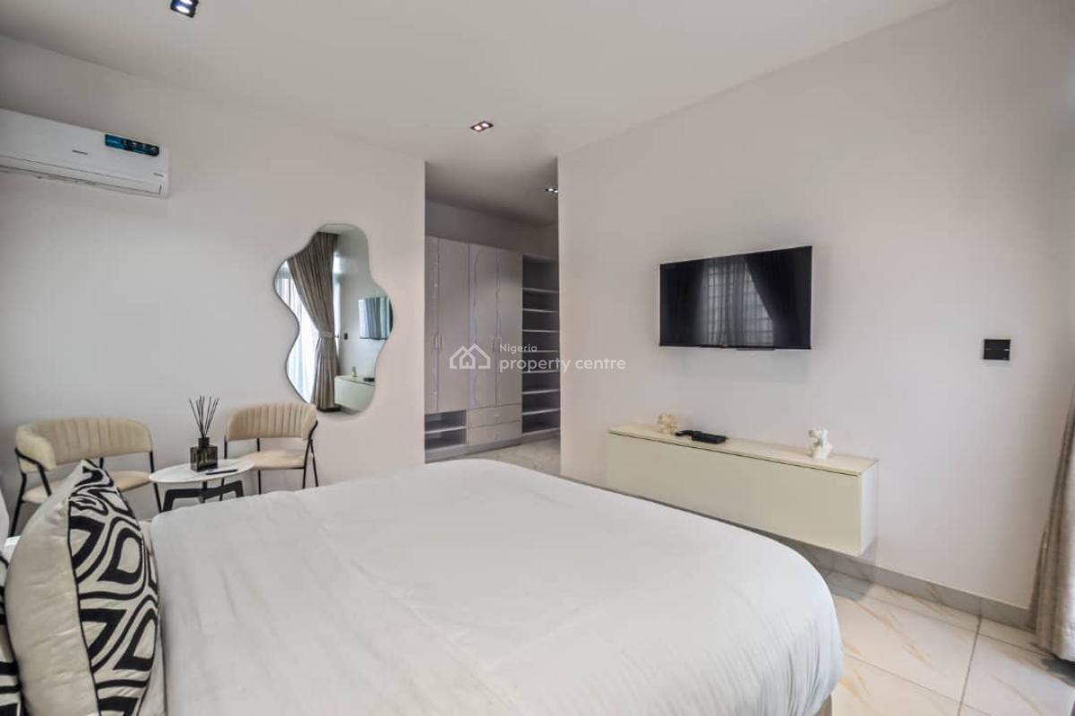 3 Bedroom Penthouse Apartment, Lekki Phase 1, Lekki, Lagos, Flat / Apartment for Sale