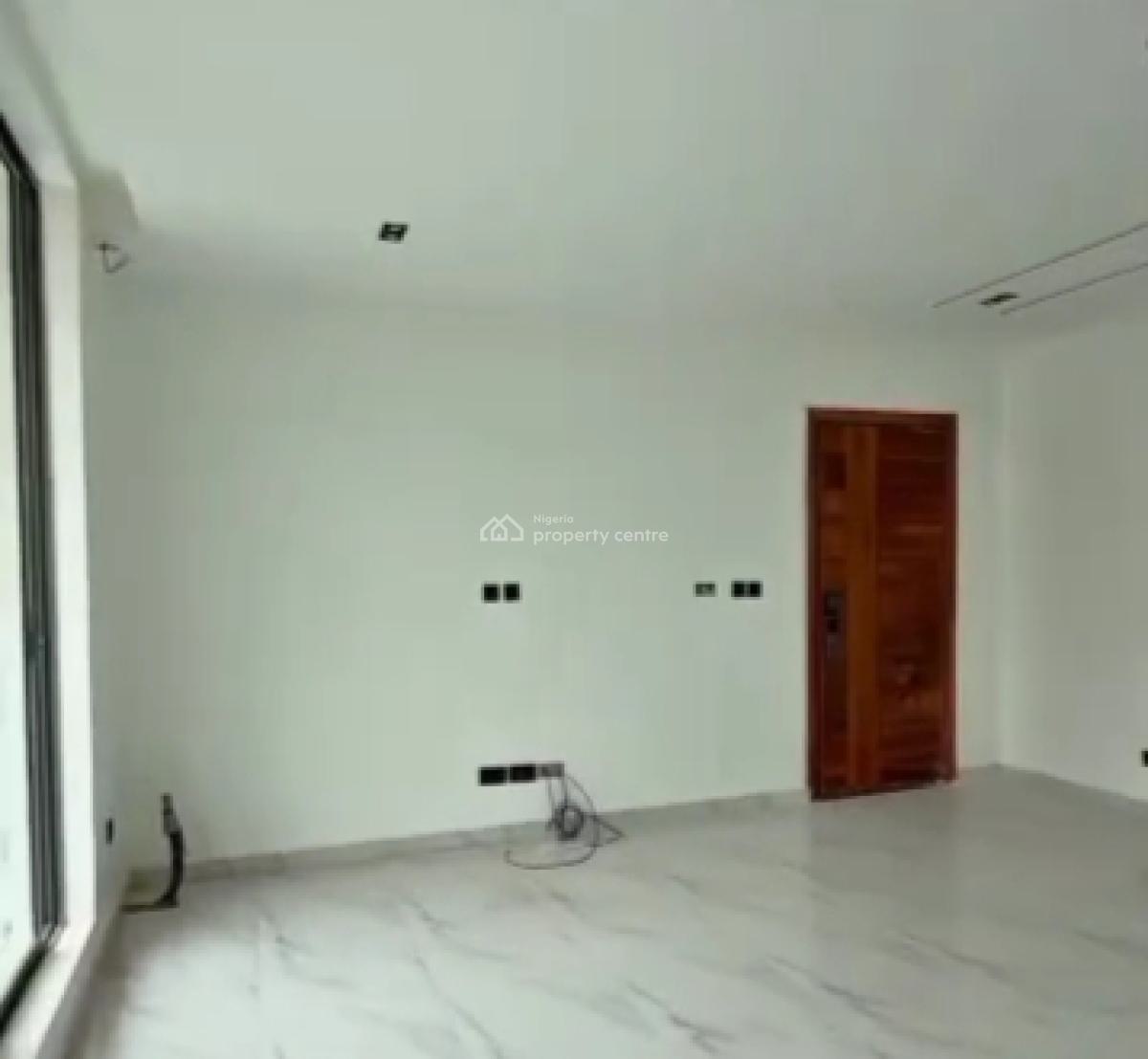 Brand New 2 Bedroom Apartment, Lekki Phase 1, Lekki, Lagos, Flat / Apartment for Sale