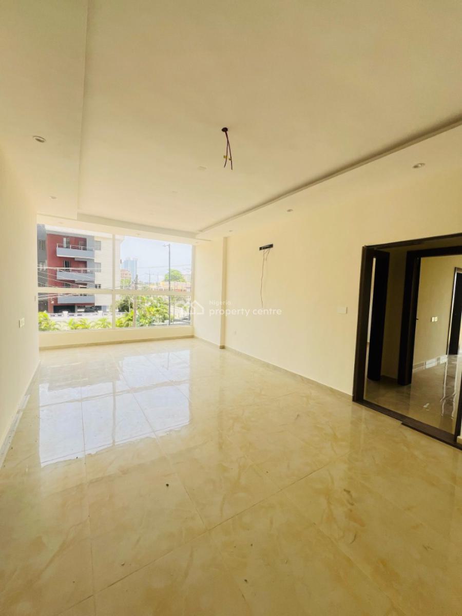Astonishing 2 Bedroom Apartment in a  Fantastic Serene Environment., Victoria Island (vi), Lagos, Block of Flats for Sale