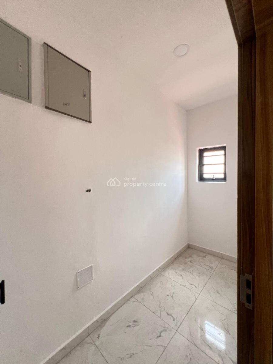 One Available Unit of 2 Bedroom Apartment with a Swimming Pool, Gym, Lekki Phase 1, Lekki, Lagos, Block of Flats for Sale