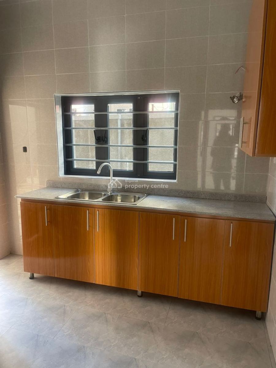 Well Built 2 Bedroom Flat, Life Camp After Berger Yard, Life Camp, Abuja, Flat / Apartment for Rent
