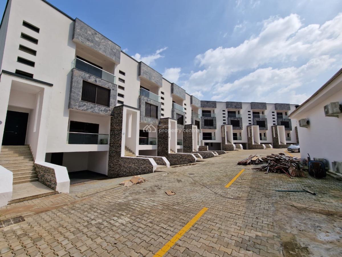 Tastefully Built Standard 3 Bedrooms Terraced Duplex, Maitama District, Abuja, Terraced Duplex for Rent