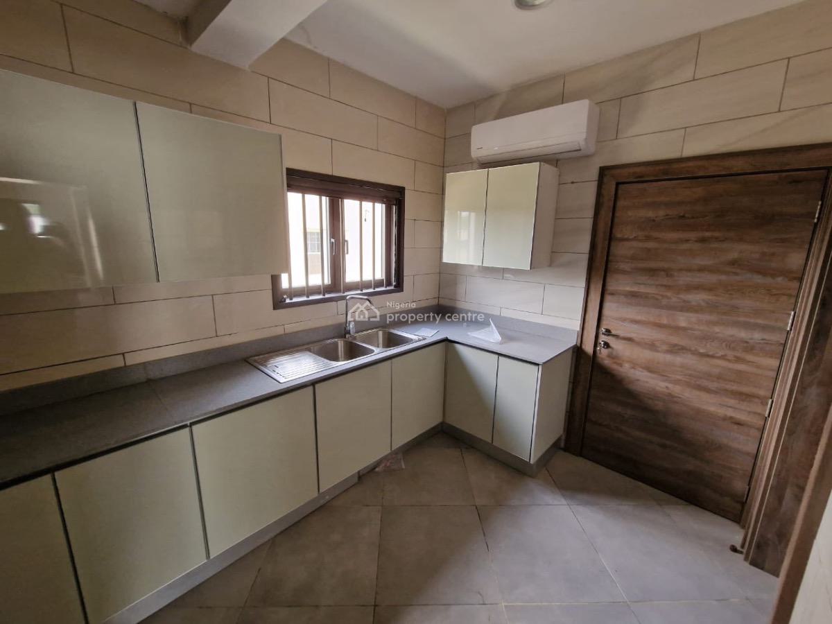 Tastefully Built Standard 3 Bedrooms Terraced Duplex, Maitama District, Abuja, Terraced Duplex for Rent