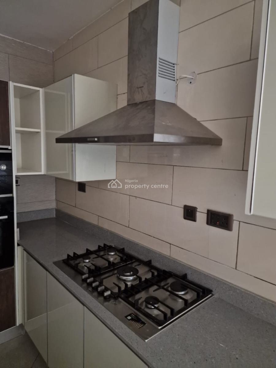 Tastefully Built Standard 3 Bedrooms Terraced Duplex, Maitama District, Abuja, Terraced Duplex for Rent