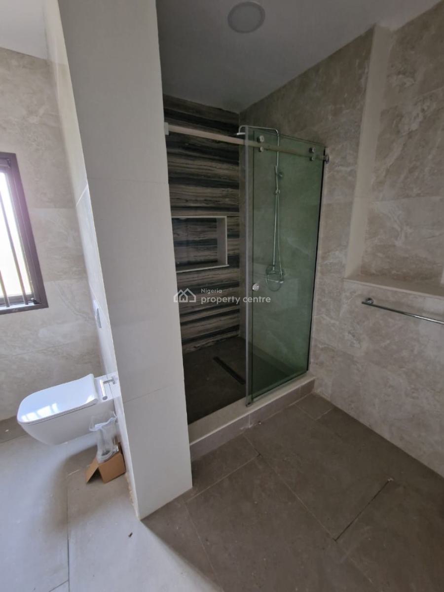 Tastefully Built Standard 3 Bedrooms Terraced Duplex, Maitama District, Abuja, Terraced Duplex for Rent
