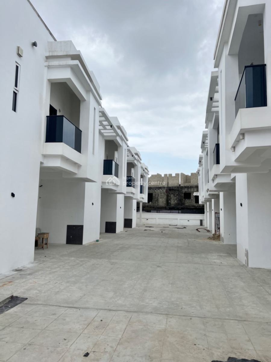 Contemporary 4bedroom Terrace with a Bq & Swimming Pool, Few Minutes From Lagos Business School, Sangotedo, Ajah, Lagos, Terraced Duplex for Sale