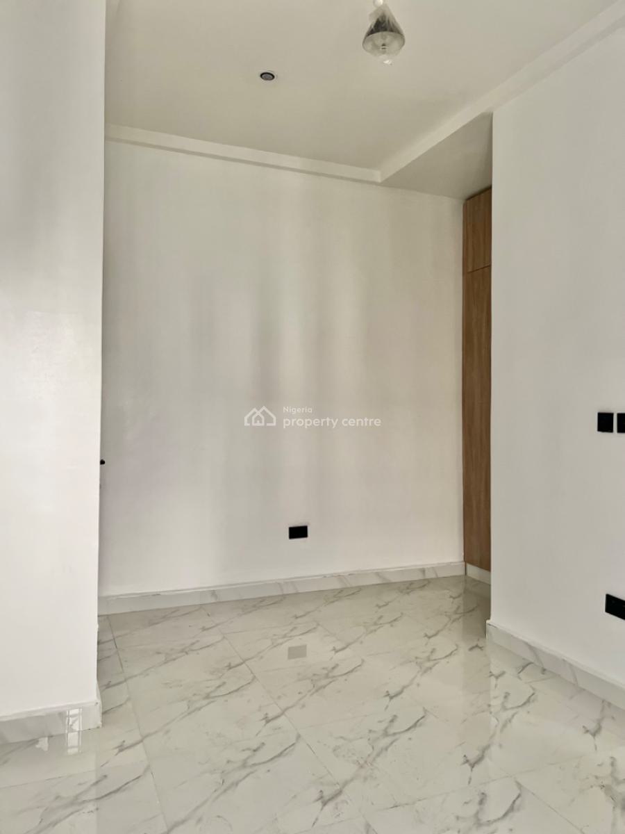 Contemporary 4bedroom Terrace with a Bq & Swimming Pool, Few Minutes From Lagos Business School, Sangotedo, Ajah, Lagos, Terraced Duplex for Sale