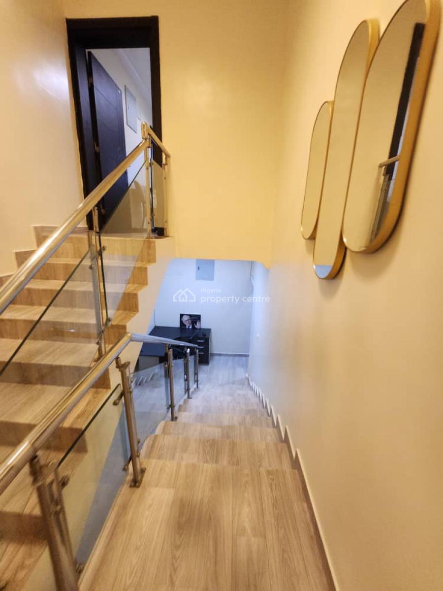 Luxury 3bedrooms Self Compound with Great Amenities, Fani Kayode Street Ikeja Gra, Ikeja Gra, Ikeja, Lagos, Flat / Apartment Short Let