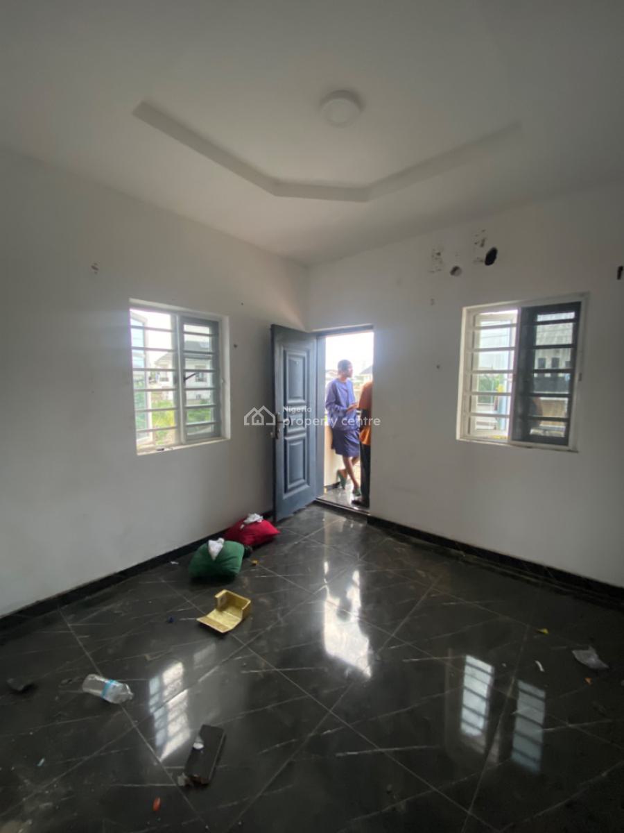 Very Sweet and Lovable Classic Dope Mini Flat Upstairs, Alashela Royal Estate, Ogombo, Ajah, Lagos, Mini Flat (room and Parlour) for Rent
