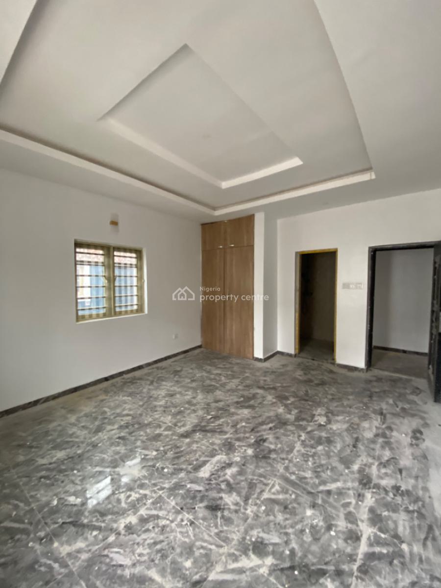 an Executive Two Bedroom Flat, Thera Estate Opposite Skymall Sangotedo Ajah, Lekki, Lagos, Flat / Apartment for Rent