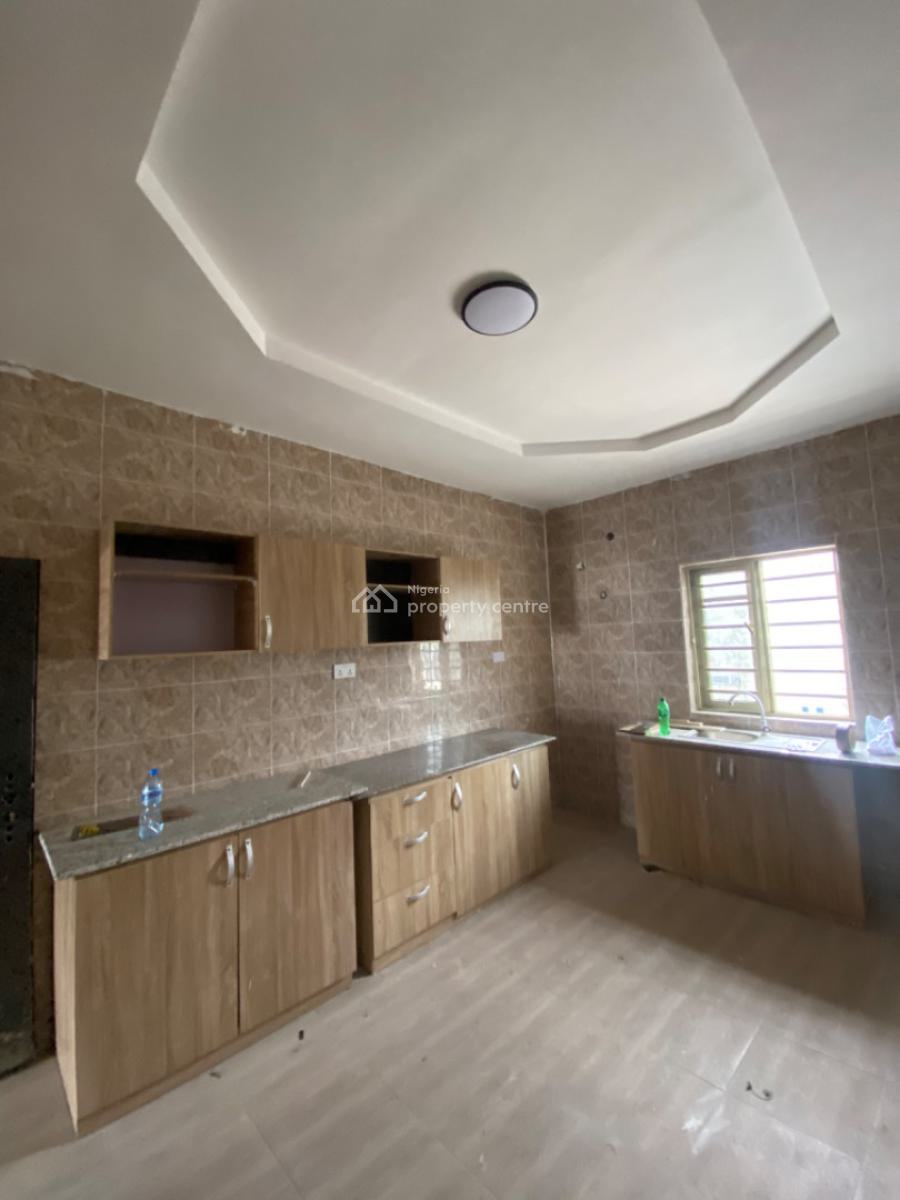 an Executive Two Bedroom Flat, Thera Estate Opposite Skymall Sangotedo Ajah, Lekki, Lagos, Flat / Apartment for Rent