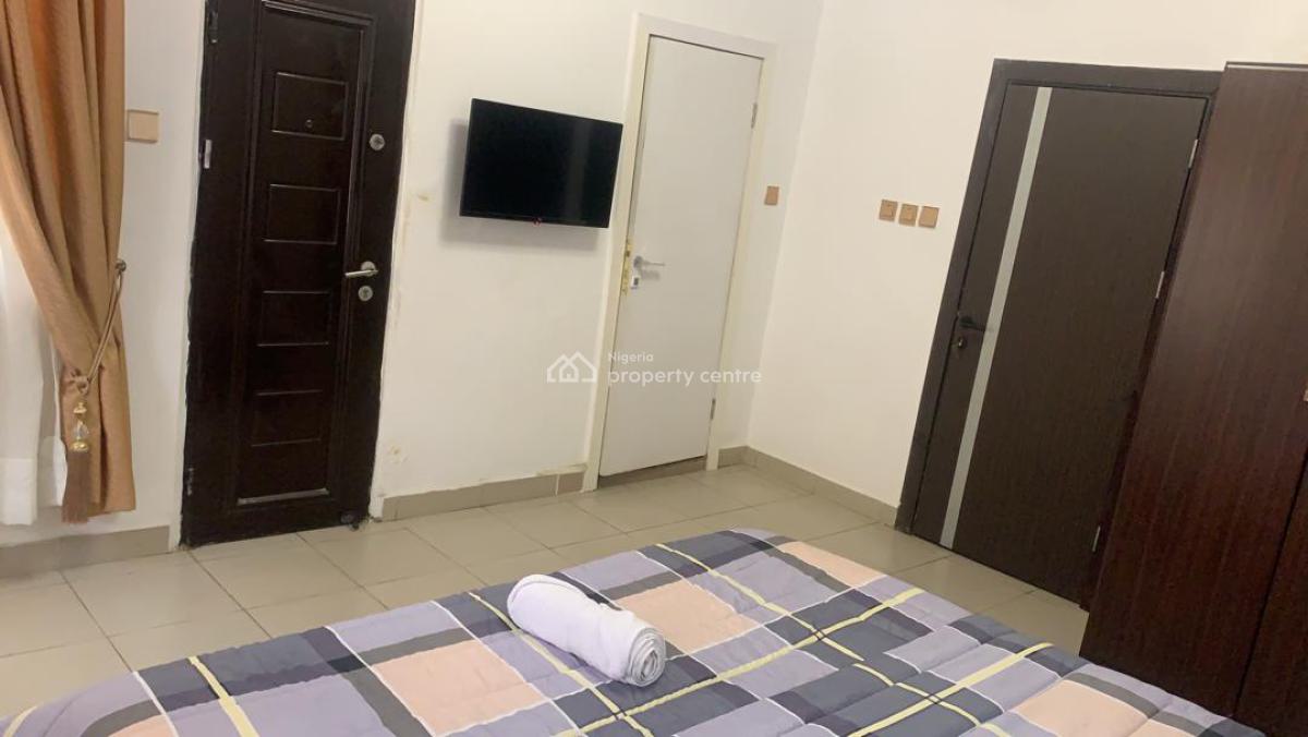 Luxury 3bedrooms Terrace Duplex with Pool,gym and Other Great Amenitie, Obadosumu Street Ikeja Gra, Ikeja Gra, Ikeja, Lagos, Flat / Apartment Short Let