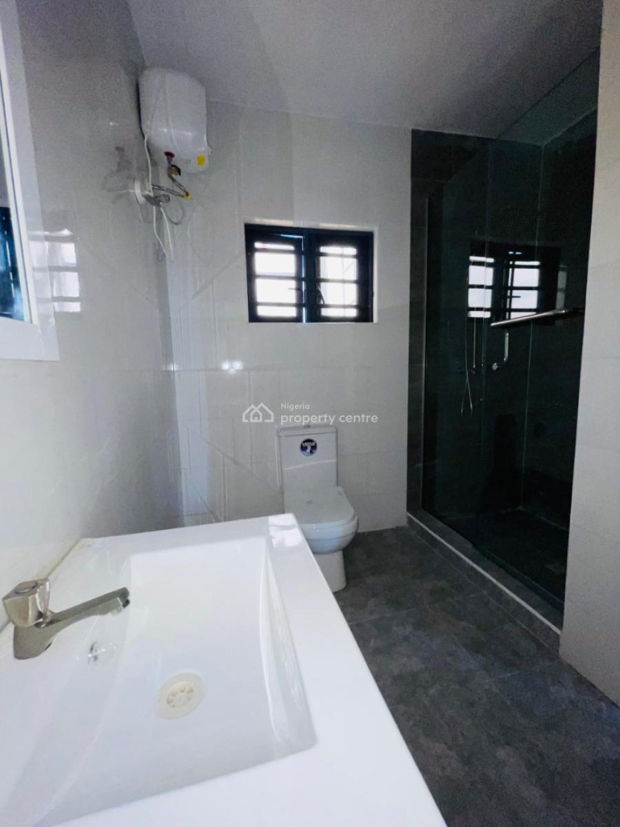 4 Bedroom Duplex, Magodo, Lagos, Detached Duplex for Sale