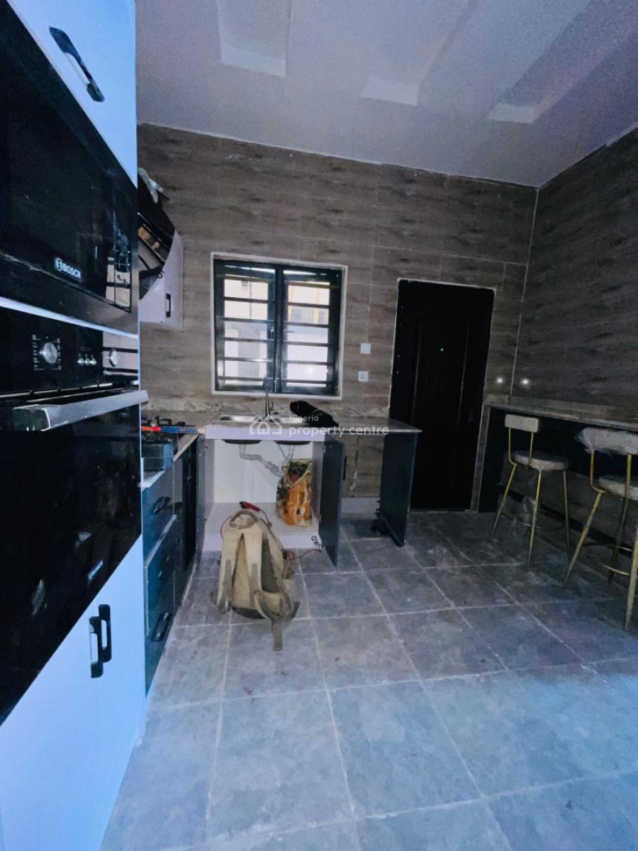 4 Bedroom Duplex, Magodo, Lagos, Detached Duplex for Sale