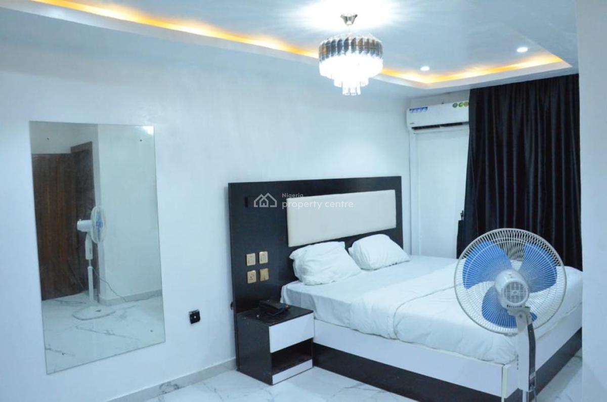 Luxury 3bedrooms Apartments with Pool and Other Great Amenities, Bamishile Street Allen Ikeja, Allen, Ikeja, Lagos, Flat / Apartment Short Let