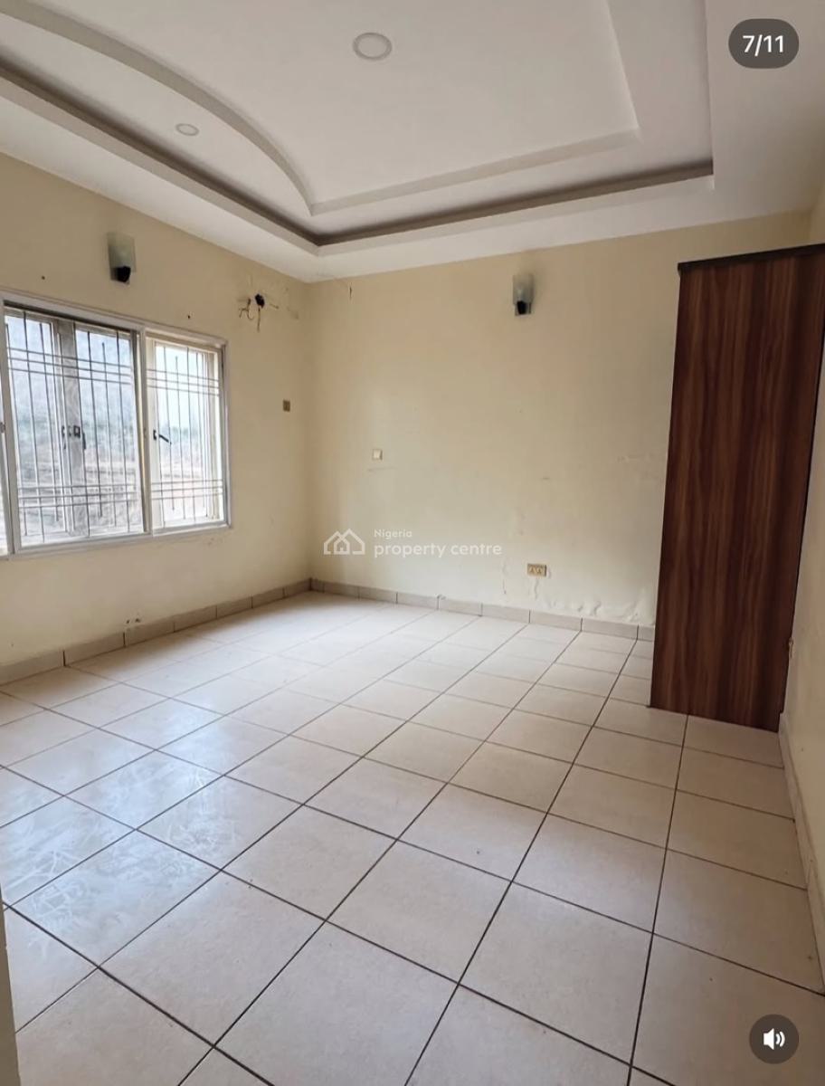 Beautiful 3 Bedrooms Spacious & Serviced Apartment ,tarred Road, Serene Neighborhood, Katampe Extension, Katampe, Abuja, Flat / Apartment for Rent