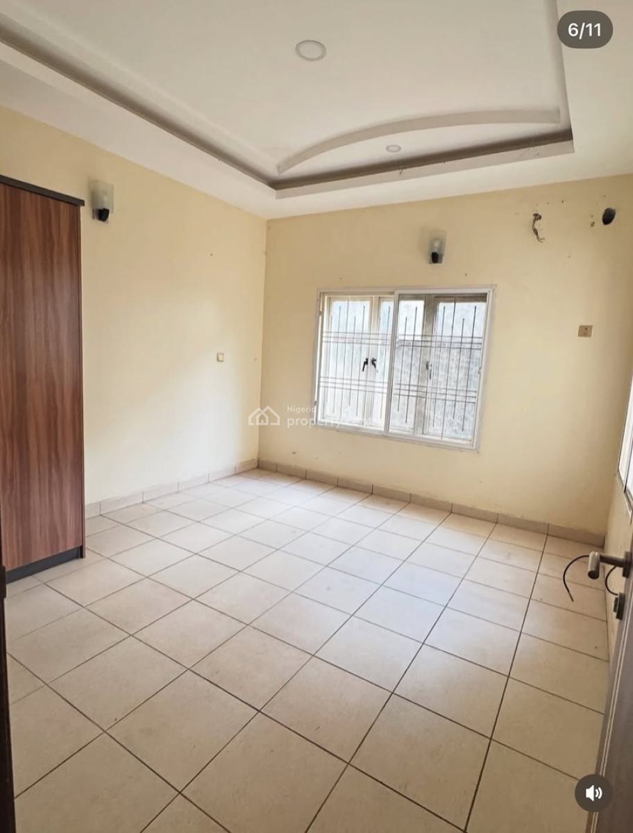 Beautiful 3 Bedrooms Spacious & Serviced Apartment ,tarred Road, Serene Neighborhood, Katampe Extension, Katampe, Abuja, Flat / Apartment for Rent