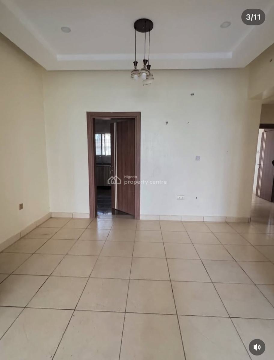 Beautiful 3 Bedrooms Spacious & Serviced Apartment ,tarred Road, Serene Neighborhood, Katampe Extension, Katampe, Abuja, Flat / Apartment for Rent